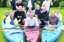 Former footballer Steve Hunt paddles down Thames for charity