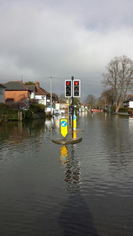 Red light spells danger: Floods hit an Oxford street