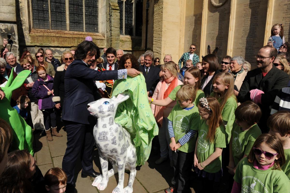 Laurence Llewelyn-Bowen unveils his hare design at the launch of the Hare Festival in Cirencester