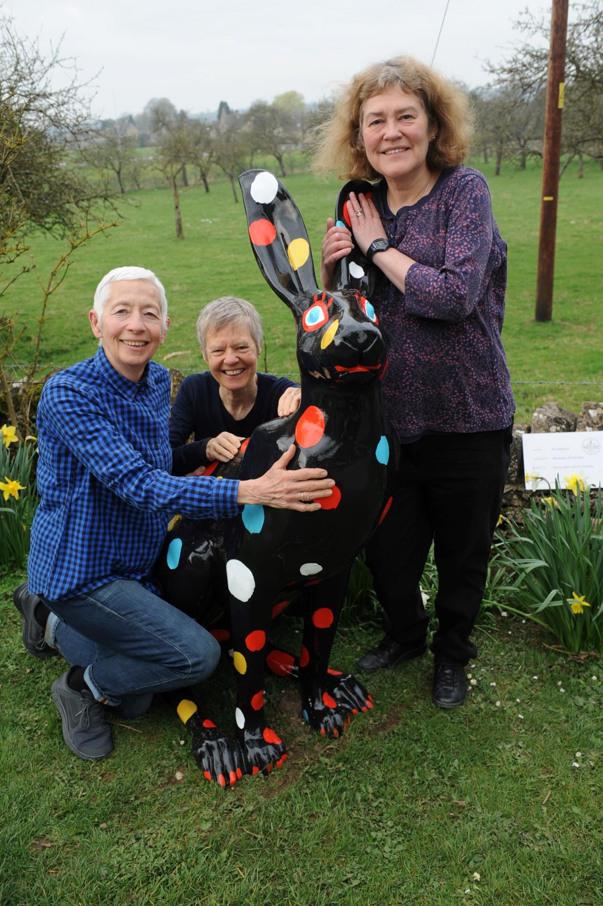 Artists Donna Muir and Su Huntley with sponsor Jane Gunner and Via Albatine the hare at the Whiteway Workshops