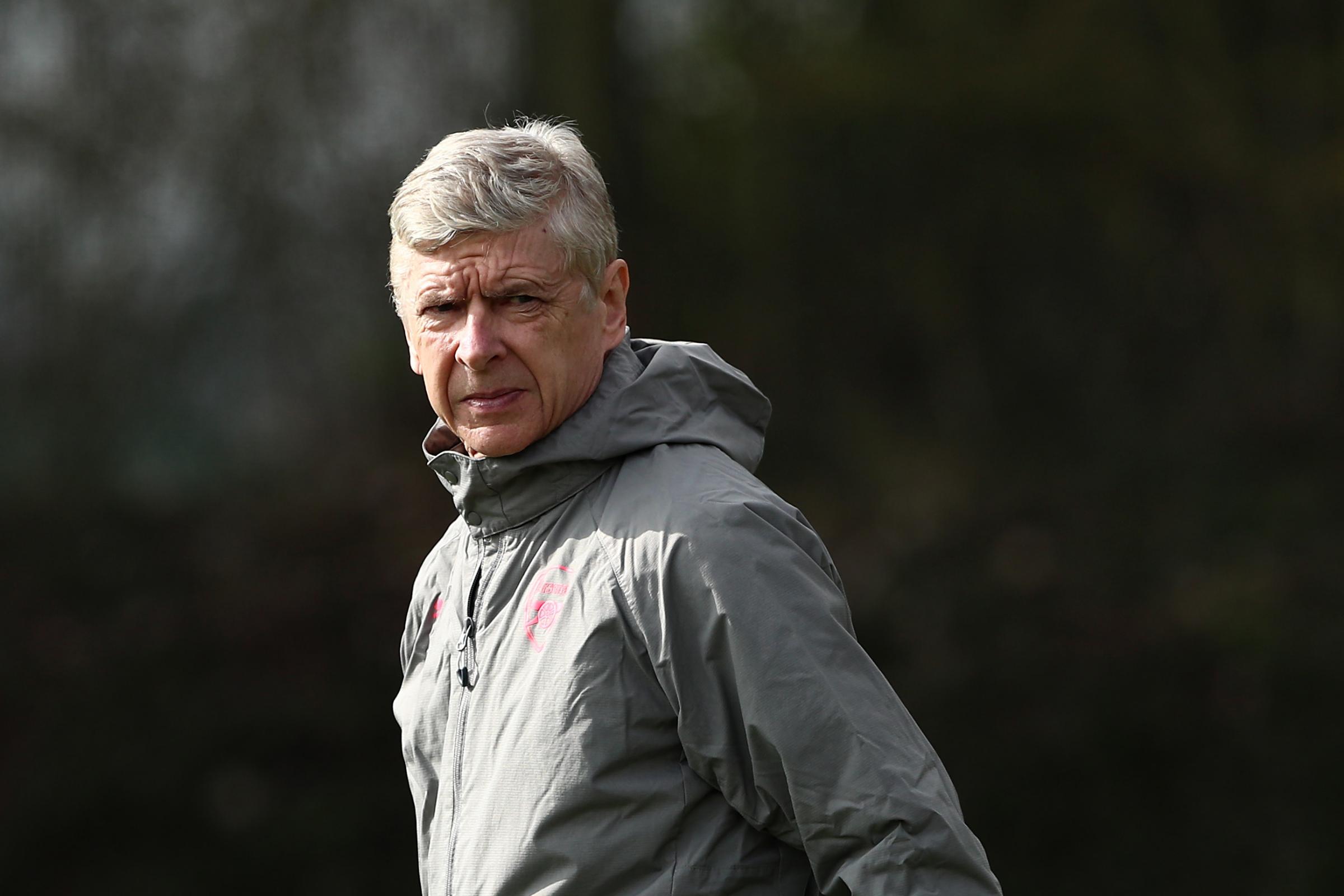 Arsene Wenger: Arsenal aiming to take Europa League chance