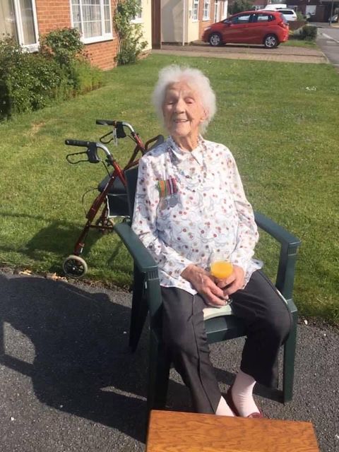 Cricklade woman who was WW2 air service hero dies aged 102 - Vimarsana News