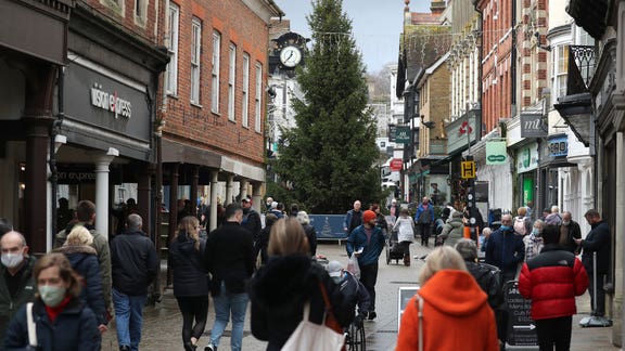 New wave of UK job losses expected, researchers say | Wilts and Gloucestershire Standard - Vimarsana News