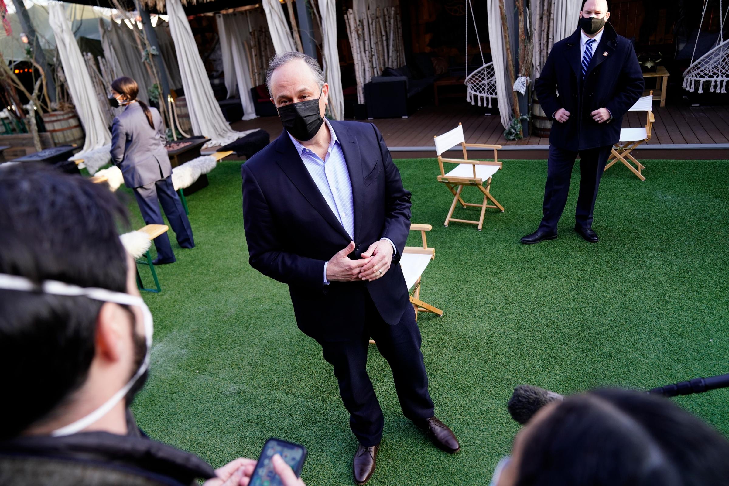 Kamala Harris' husband admits new teaching job is 'really hard' | Wilts and Gloucestershire Standard - Vimarsana News