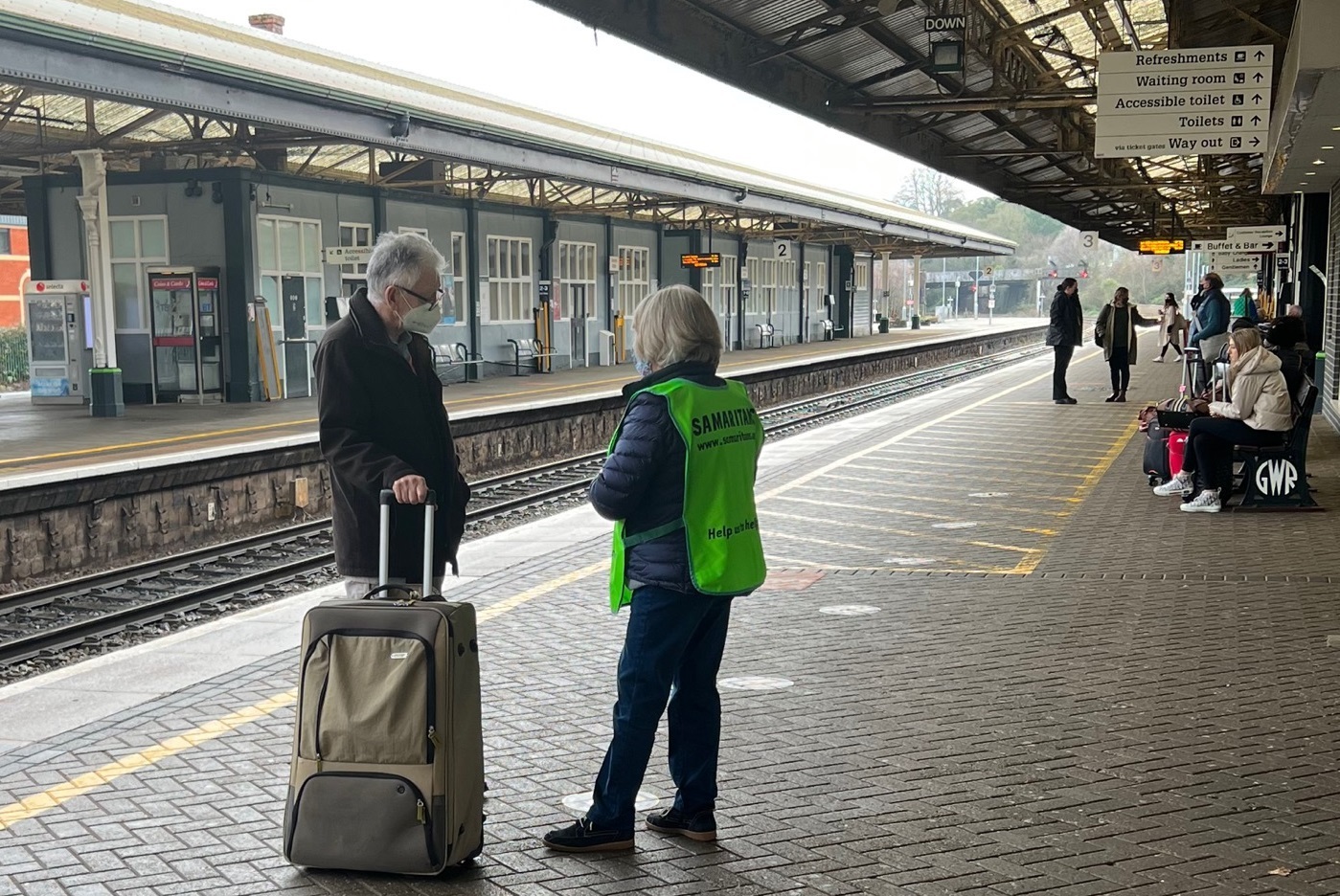 Blue Monday: Samaritans offer free tea at railway stations - Vimarsana News