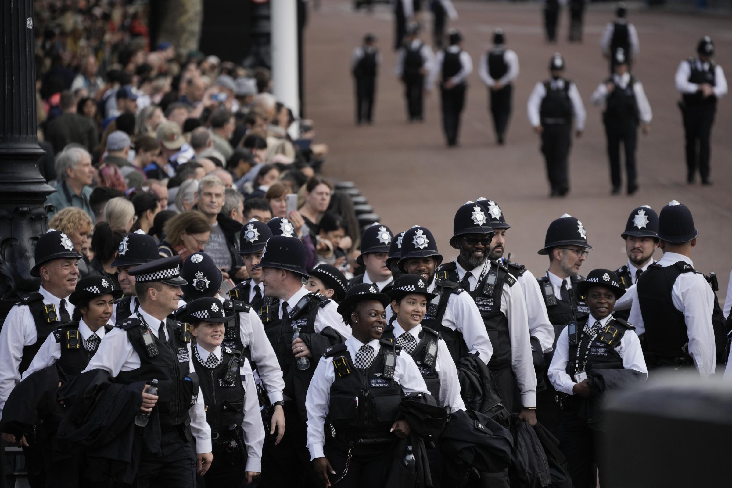 Security operation surrounding Queen's funeral 'biggest the UK has ever seen' | Wilts and Gloucestershire Standard - Vimarsana News