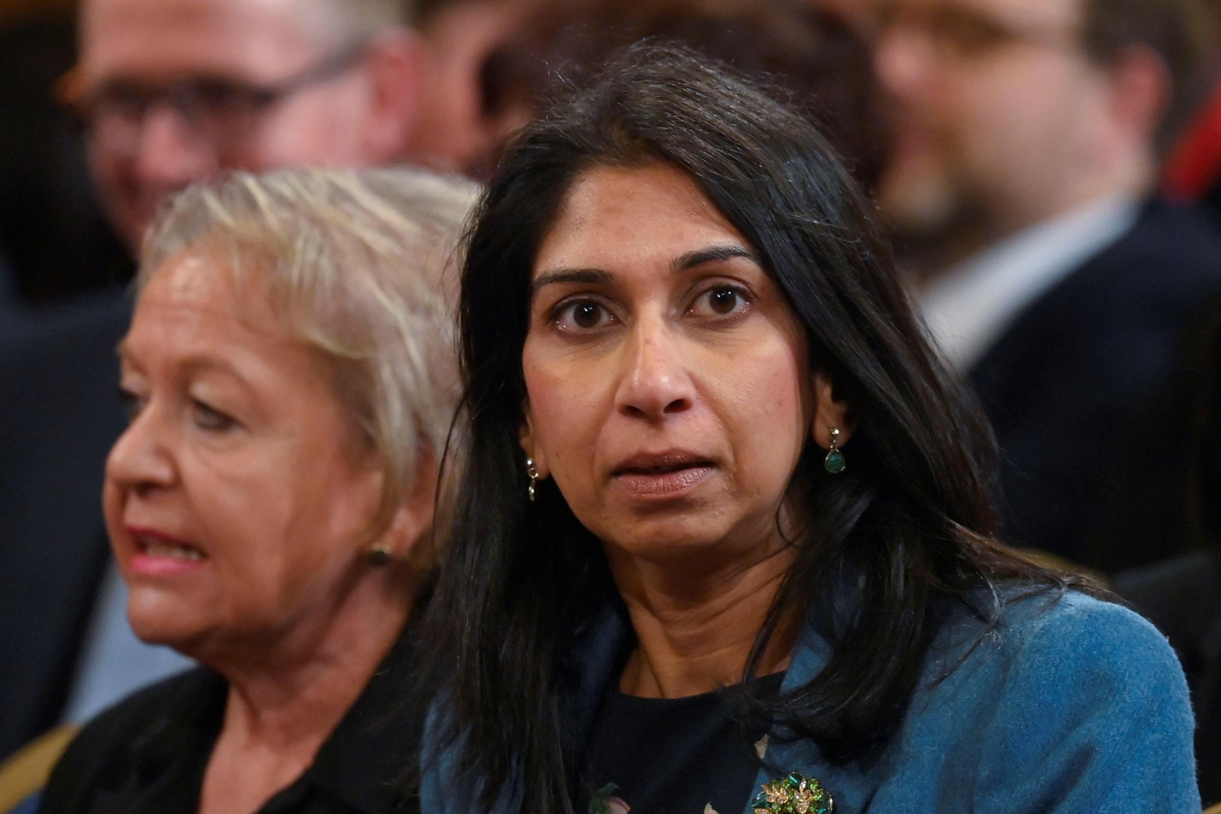 Braverman's 'crazy rhetoric' on migrants stoking racism, outgoing adviser says | Wilts and Gloucestershire Standard - Vimarsana News