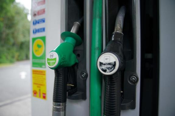 Wilts and Gloucestershire Standard: Fuel prices remain steady in Powys this week but have not dropped to what they were at the start of the year Wilts and Gloucestershire Standard: Fuel prices remain steady in Powys this week but have not dropped to what they were at the start of the year