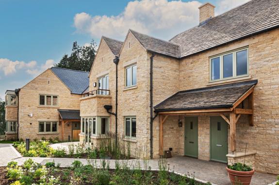 Wilts and Gloucestershire Standard: Exterior of Rangeford Villages’ Siddington Park, Cirencester Wilts and Gloucestershire Standard: Exterior of Rangeford Villages’ Siddington Park, Cirencester