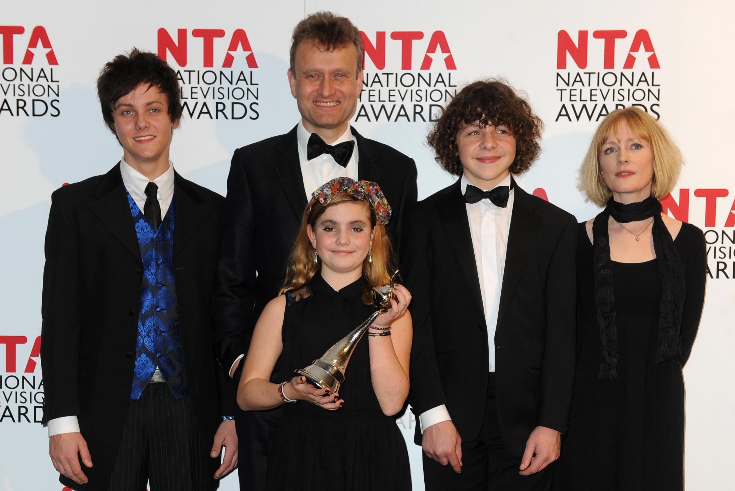 BBC Outnumbered stars tease fans as they reunite on set | Wilts and Gloucestershire Standard - Vimarsana News