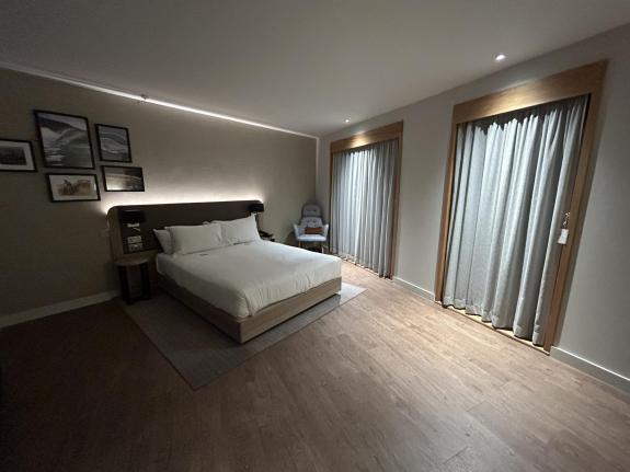 Wilts and Gloucestershire Standard: The room we stayed in was open and spacious and boasted lovely views. Wilts and Gloucestershire Standard: The room we stayed in was open and spacious and boasted lovely views.