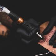 3 of the highest-rated tattoo parlours near Cirencester (Canva)