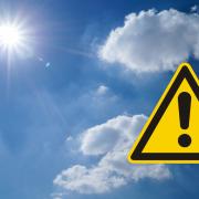 Met Office issues amber weather warning for extreme heat in Cirencester (Canva)